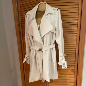 Michael Kors size large belted trench coat NWT cream color